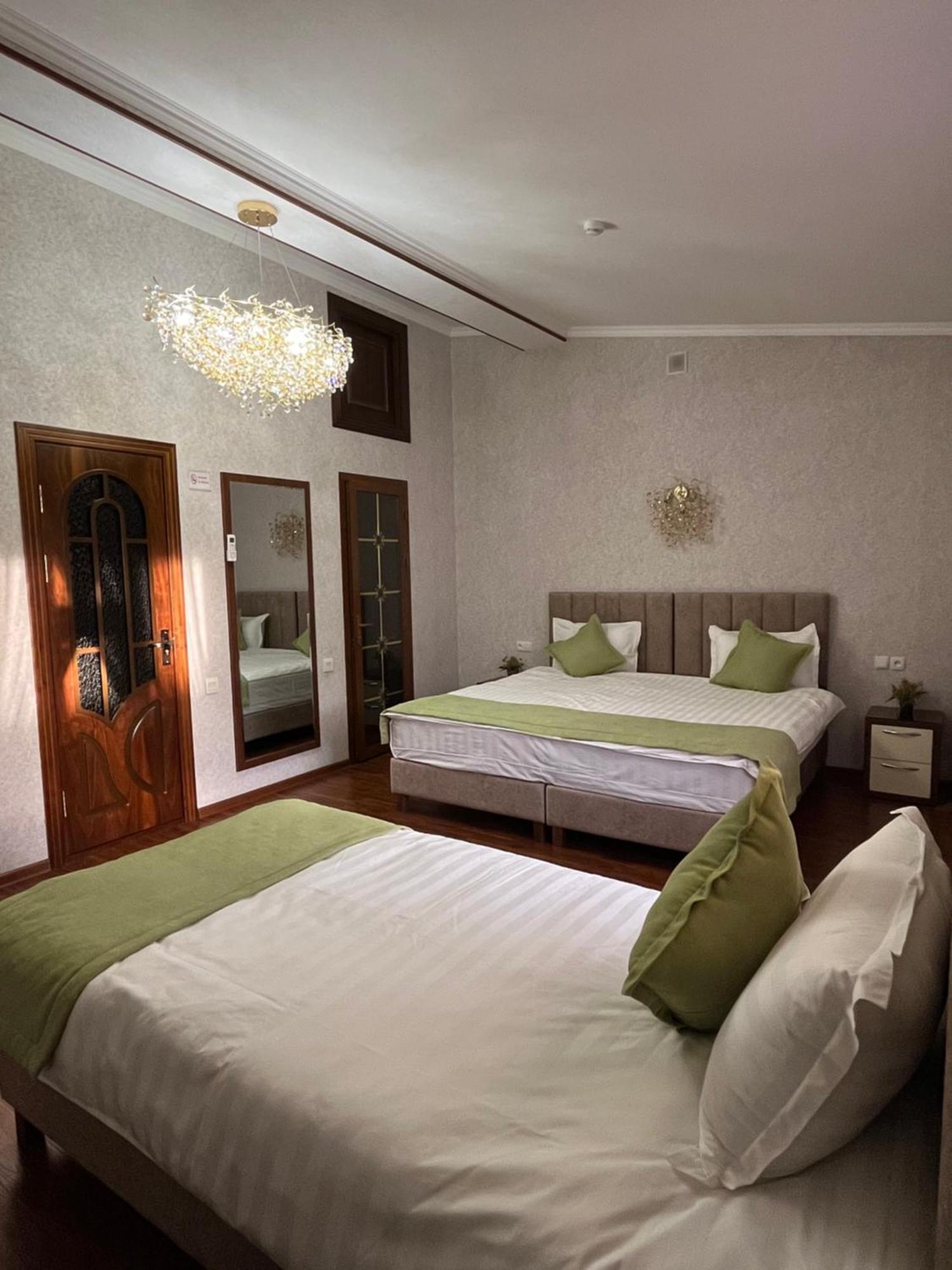 Vasiev'S Hotel Samarkand Bagian luar foto